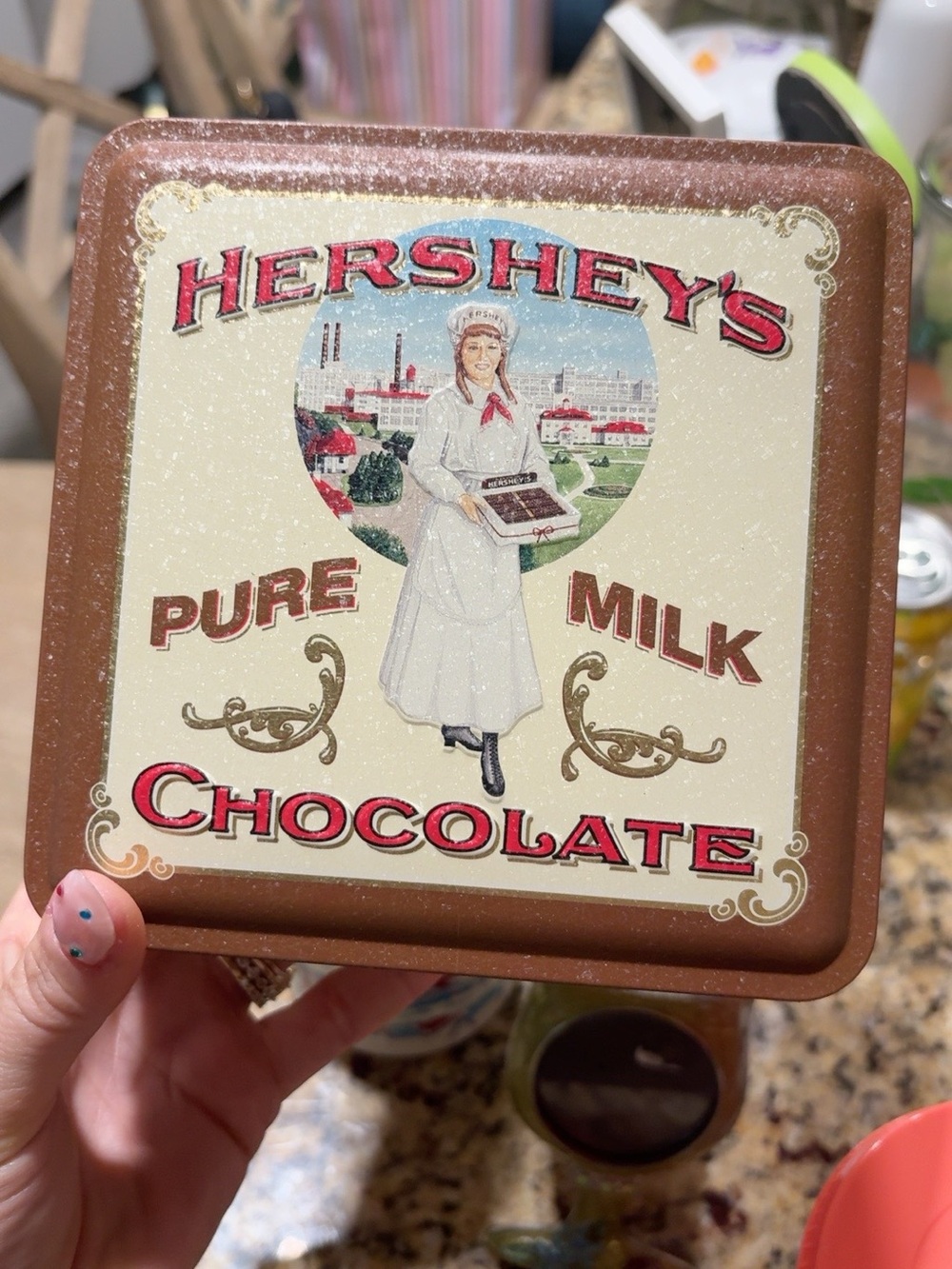 Hershey's Vintage-Style Brown Chocolate Tin - Pure Milk Chocolate Design